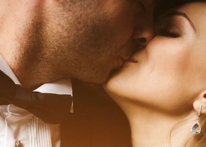 Flirt-the-surprising