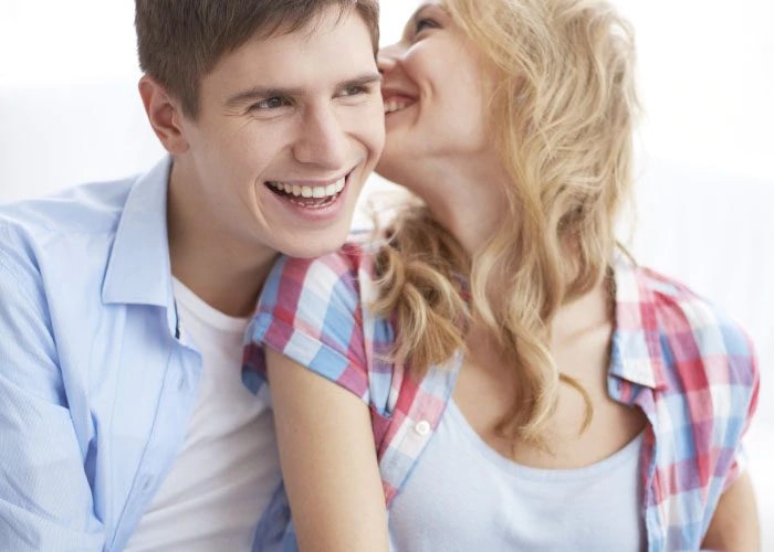 Flirt-7-ways-to-make-a-man